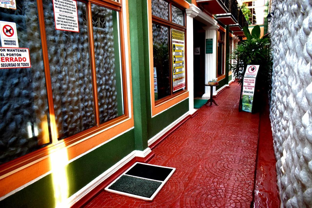 Apartahotel Tierras Amazonicas Leticia Dış mekan fotoğraf