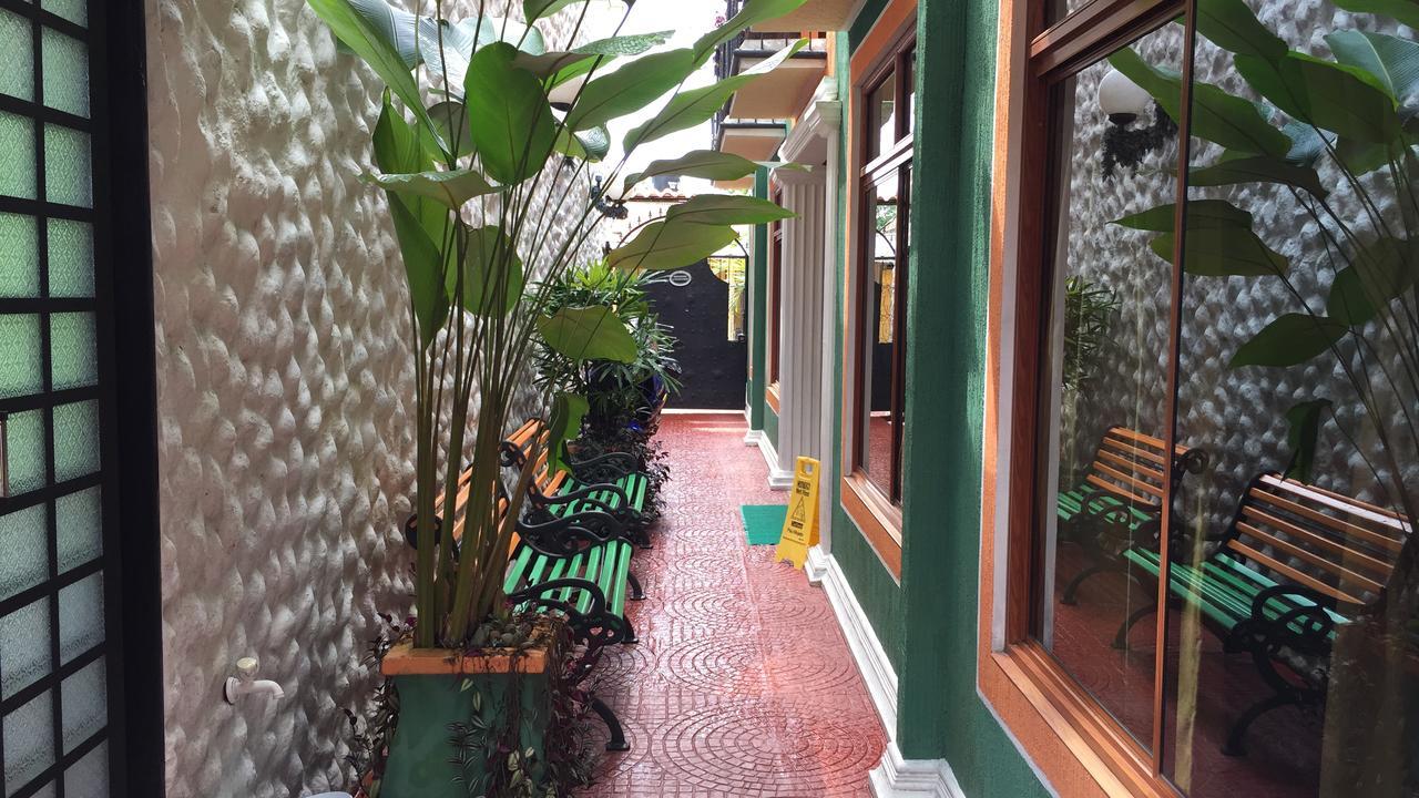 Apartahotel Tierras Amazonicas Leticia Dış mekan fotoğraf